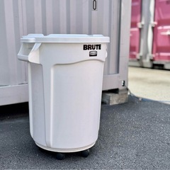ラバーメイド BRUTE 丸型コンテナ ゴミ箱 121L フタ+...