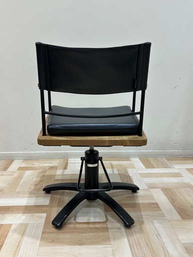 タカラベルモント製　セット椅子morb　美容室　美容師　発送2.3日時間下さい タカラベルモント製セット椅子morb美容室美容師発送2.3日時間下さい