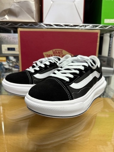 VANS OLD SKOOL OVERT 24cm オールドスクール オヴァート