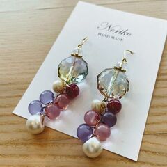 ［HAND MADE］春らしい 色 の ピアスの画像