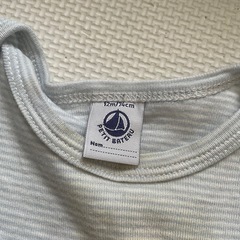 👶🏻プチバトー&UNIQLOロンパース肌着　70〜80㌢の画像