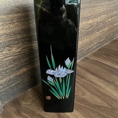 あやめの花が美しい！花瓶　新品の画像