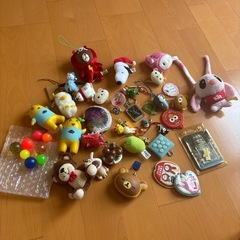 レトロ深皿、新品赤青鉛筆、キャラクターストラップ、ノベルティグッ...