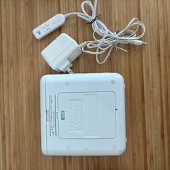 東芝 防水CDラジオ TY-CB100 2022年製　美品の画像