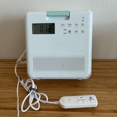 東芝 防水CDラジオ TY-CB100 2022年製　美品