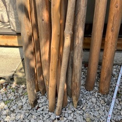 丸太の杭　丸50ミリの棒　12本の画像