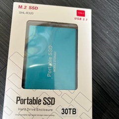 未使用品SSD30TB