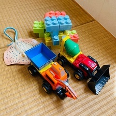 男の子向けおもちゃ　ミニカー　ブロック