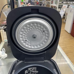ドリーム川西店御来店限定】 アイリスオーヤマ/3合炊き炊飯器/RC-MEA30-B/2023年製/クリーニング済み 【2002119255600458】の画像