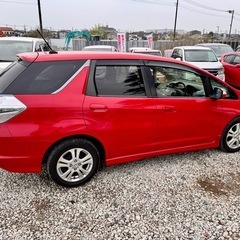 ホンダ　フィット　シャトル　ハイブリッド　車検　R8/11の画像