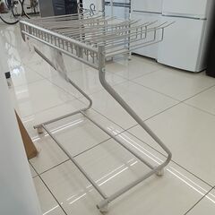 v★ジモティ割あり★  雑貨（スラックスハンガー） グレー H70×D44×W75 クリーニング済み HJ6349の画像