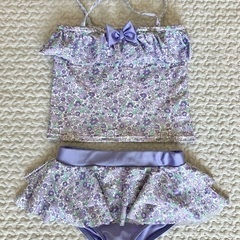 女の子　セパレート水着　120〜130cm 美品です