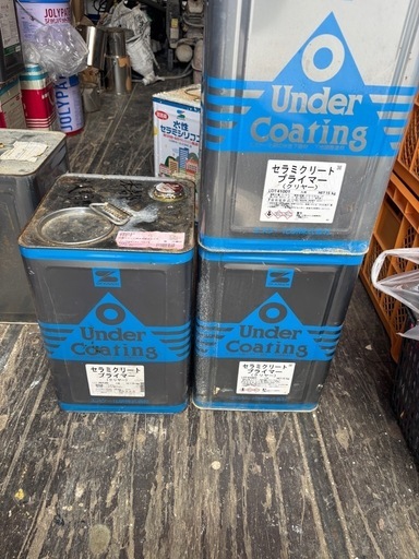 ペンキ缶　セラミクリートプライマー