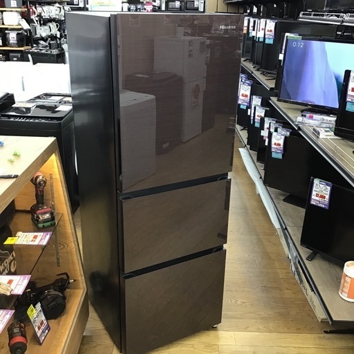 #D-36【ご来店頂ける方限定】Hisenseの3ドア冷凍冷蔵庫です