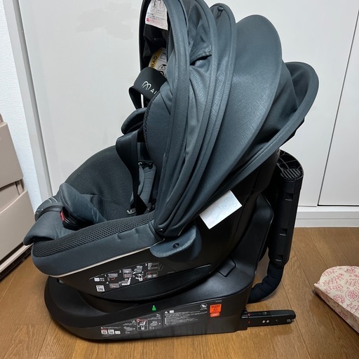 エールべべチャイルドシート　ジャンピングハーネス