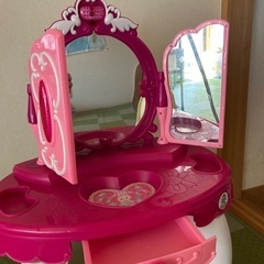 子供のドレッサーの画像