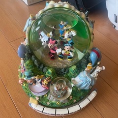 ディズニー　スノードーム　オルゴール