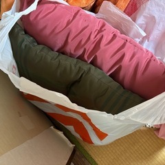 ふわふわ座布団3枚