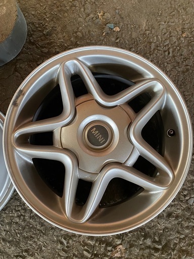 16インチホイール　ミニ