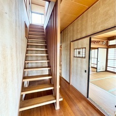 秩父市駅近の大型戸建て！ペット可！ファミリー大歓迎♪広々戸建て、車も4台駐車可能！ - 秩父市