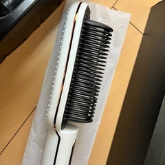 【新品未使用】ストレートヘアアイロンブラシの画像