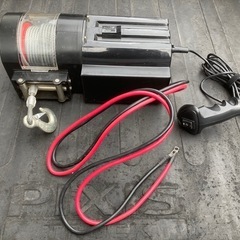 WINCH　12V 電動ウインチ　カバー付き 動作OK