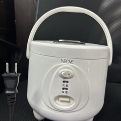 NEOVE 炊飯器 3合 マイコン ホワイト RRS-AT30WT
