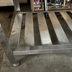 ステンレス　作業台の画像
