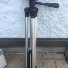 JM19745S)★大特価★カメラ用三脚 幅：約32cm 高さ：約50cm 奥行：約32cm 中古品【取りに来られる方限定】の画像