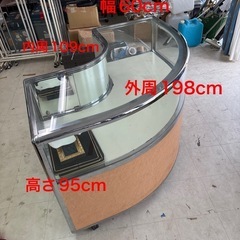 お話中　宝石、ジュエリー等ガラスショーケースの画像