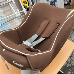 ☆処分価格☆コンビ　チャイルドシート