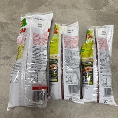 ケチャップ3本の画像
