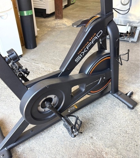 札幌市内配送可 美品 SIXPAD The Bike シックスパッド エアロバイク SS-AU00A 専用タブレット付き 札幌市内配送可 美品 SIXPAD The Bike シックスパッド エアロバイク SS
