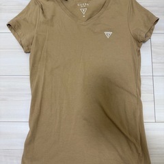 GUESS Tシャツ