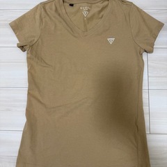 GUESS Tシャツ