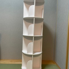 お譲り決定しました　新品　白い回転本棚