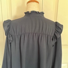 ZARA フリルシャツワンピースの画像