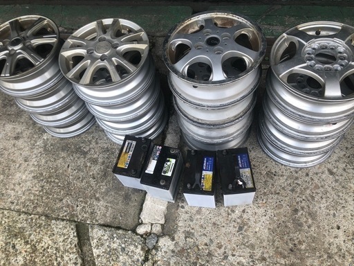 【売れました】13インチアルミ 16本、廃バッテリー4個