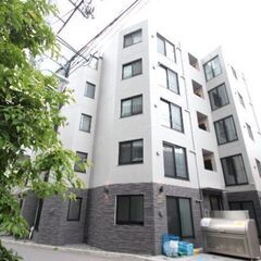 EO✨敷金ゼロ、礼金ゼロ、ネット使用料ゼロ、仲介手数料ゼロ💞駅チカ徒歩5分👣設備充実で暮らしやすい🎶インターネット無料📶 - 新宿区
