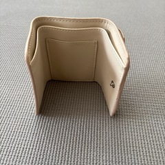三つ折り財布の画像