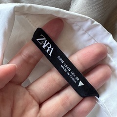 ZARA シャツワンピースの画像