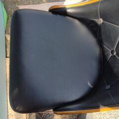 合成革　椅子　除菌済みの画像