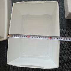 蓋付きケース3セットの画像