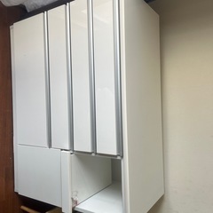 炊飯器置き場付き食器棚お譲りいたしますの画像