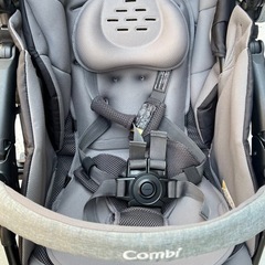 美品　コンビ　ベビーカー　スゴカル Switch plusレインカバー付きの画像