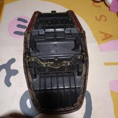 Kawasaki　ZRX400用　ｶｽﾀﾑｼｰﾄ　（蛇柄）　　値下げしましたの画像