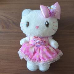 キティちゃんぬいぐるみ