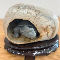 ［開運］天然石 亀 木製台座付き 希少 アンティーク H12cmの画像