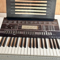 CASIO WK-220 電子キーボード 76鍵　ACアダプター付属の画像