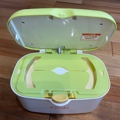 combi  おしりふきウォーマー
の画像